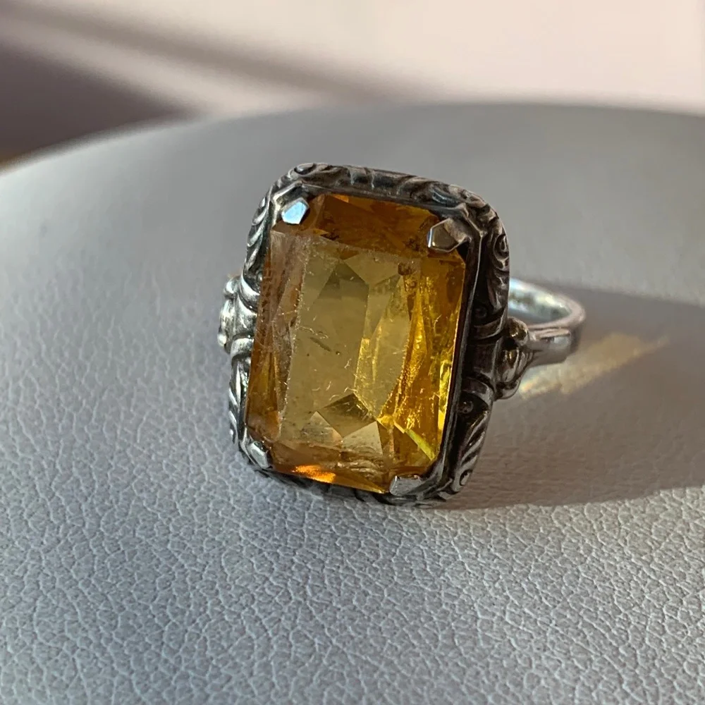 ANTIQUE 800 STERLING YELLOW PASTE STONE RING
